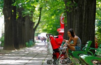 ΠΠ΅ΠΌΠΎΠ³ΡΠ°Ρ ΠΎΡΠ΅Π½ΠΈΠ»Π° ΠΏΠΎΡΠ»Π΅Π΄ΡΡΠ²ΠΈΡ ΠΊΠΎΡΠΎΠ½Π°Π²ΠΈΡΡΡΠ° Π΄Π»Ρ ΡΠΎΠΆΠ΄Π°Π΅ΠΌΠΎΡΡΠΈ