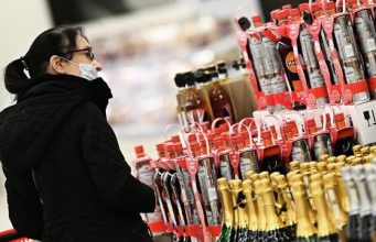 Минздрав раскритиковал идею онлайн-продажи алкоголя