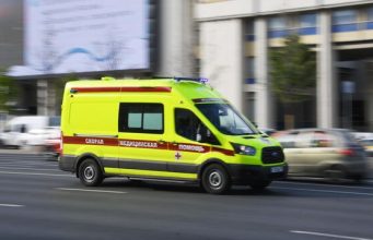 Врач объяснил, как определить присутствие метанола в напитке