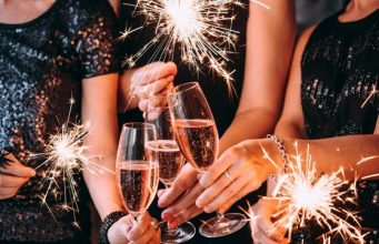 “Возвышенный образ”. Психиатр предупредил об опасности шампанского