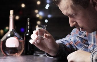 ДП: учёные провели исследование влияния слабого алкоголя после крепкого