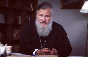 Что плохого выпивать после работы, чтобы расслабиться? Объясняет священник